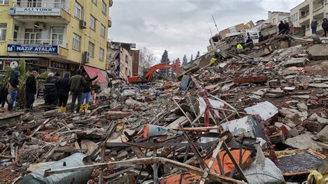 Depremin bilinmeyeni: Kaç canımızı kaybettik?